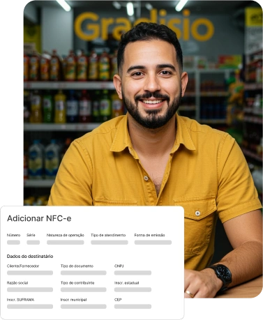 Funcionário de um comércio no balcão de atendimento representando: Nota Fiscal de Consumidor Eletrônica (NFC-e).